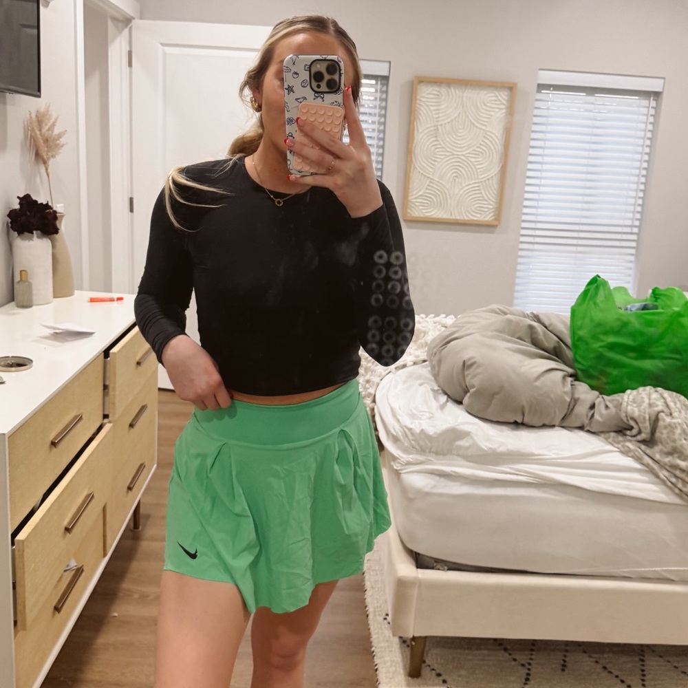 NWT NIKE tennis skirt XS - Picture 2 of 13